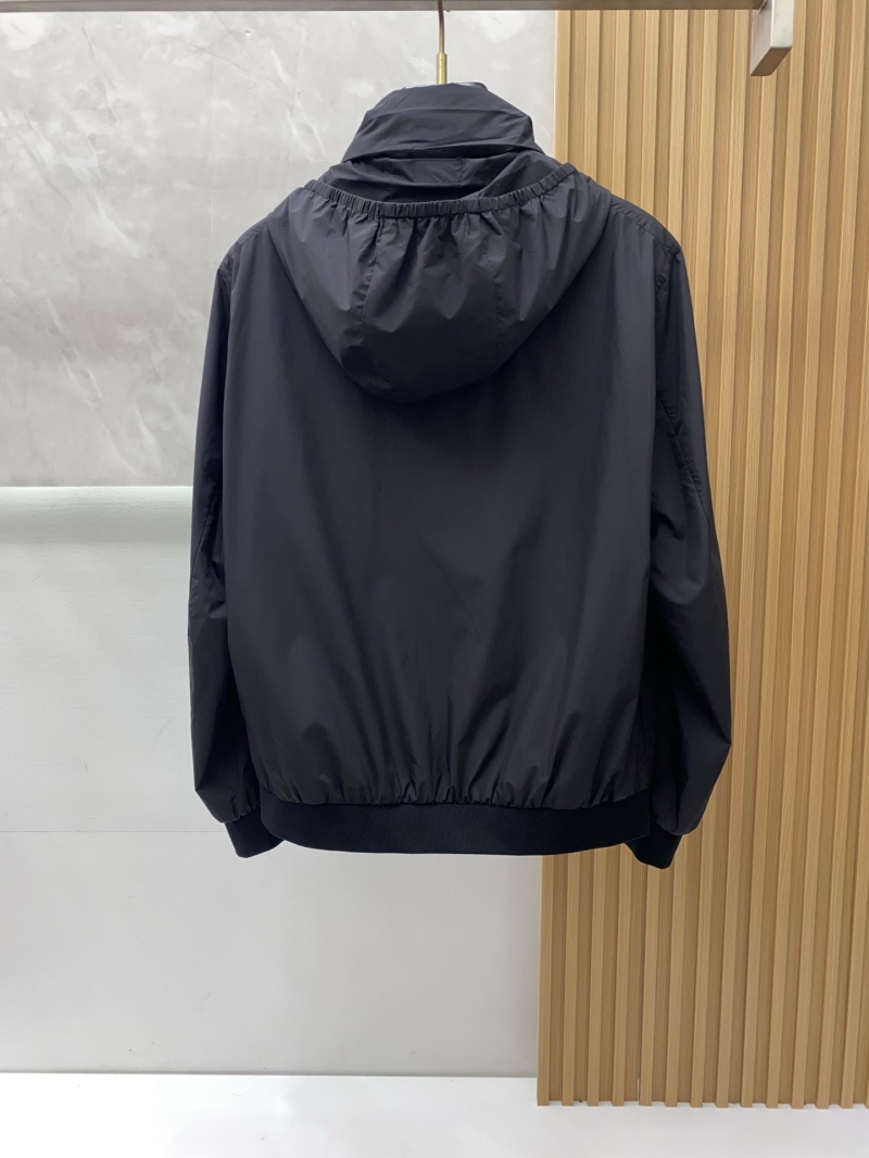 Bv*b*rry outwear